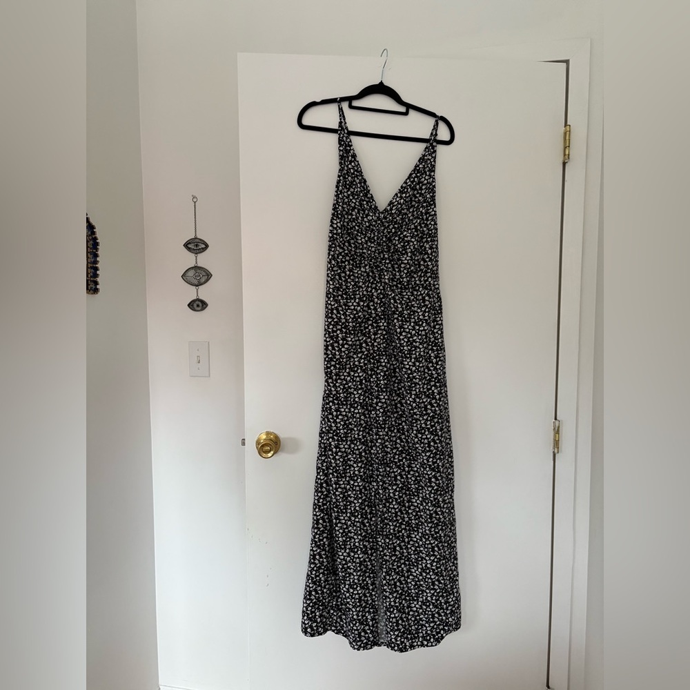 Black & White Floral Gap Dress NWT